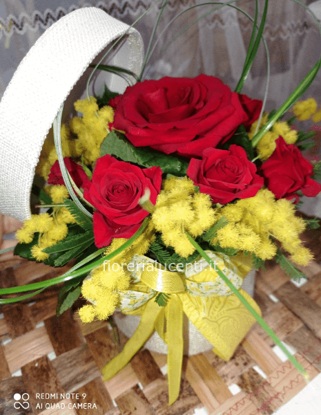 Cappelliera mimosa e rose piccola cm13*10