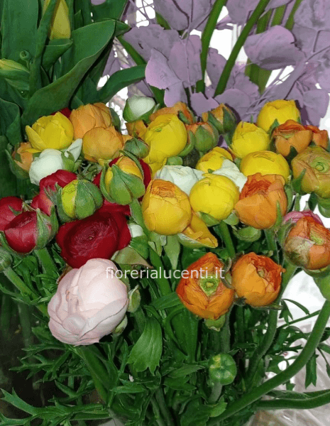 Bouquet di ranuncoli assortiti 