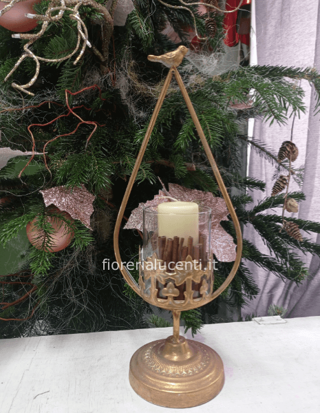 Candeliere dorato per candela torretta